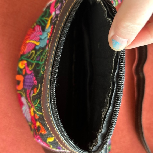 Red and Pink Embroidered Crossbody Bag with Folk Art Design - Picture 8 of 8